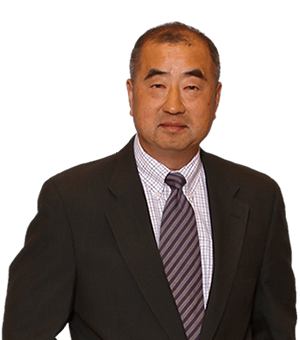 Young Lee's bio image